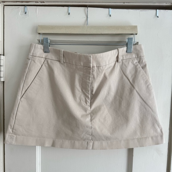 Abercrombie & Fitch Dresses & Skirts - Abercrombie & Fitch Mini Skort Chino Medium Preppy